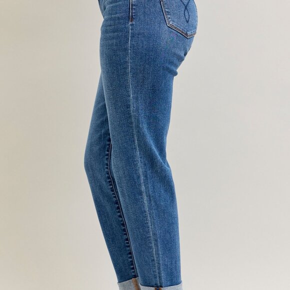 Judy Blue Full Size Mid Rise Classic Cuffed Jeans - Picture 7 of 7